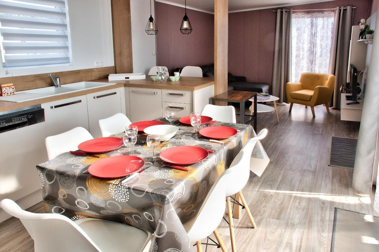 Joli Chalet Pour 6 - Domaine Avec Piscine Brétignolles-sur-Mer Dış mekan fotoğraf